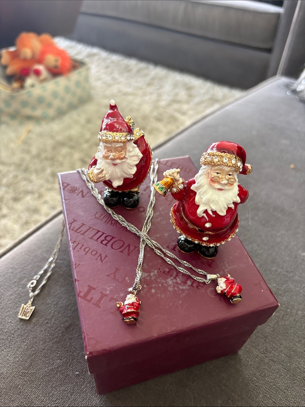 Nobility Magnetic Santa Claus